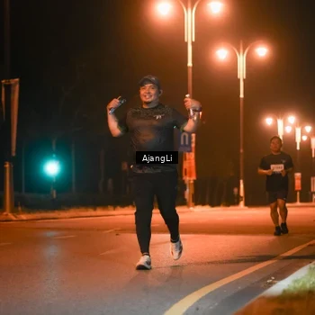 Runner Photo 8385572
