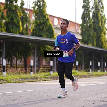 Runner Photo 8385577