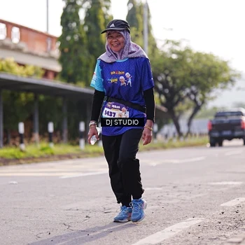 Runner Photo 8385579