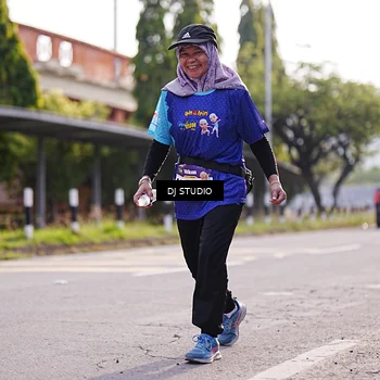 Runner Photo 8385591