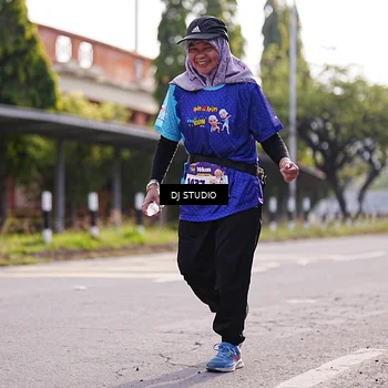 Runner Photo 8385592