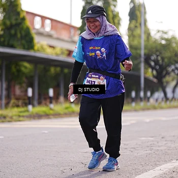 Runner Photo 8385602