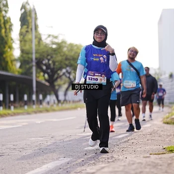 Runner Photo 8385621