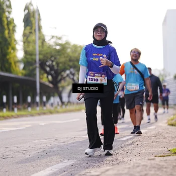 Runner Photo 8385628