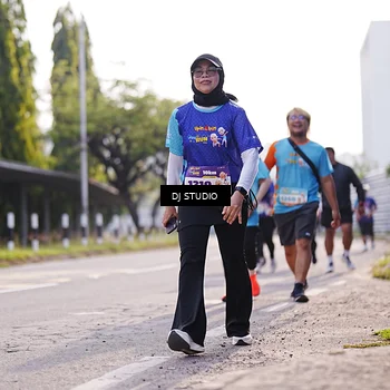 Runner Photo 8385630