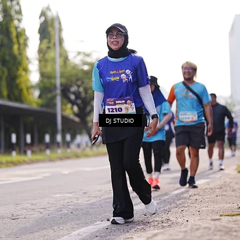 Runner Photo 8385637