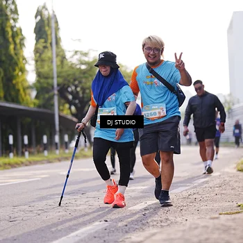 Runner Photo 8385641