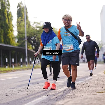 Runner Photo 8385642