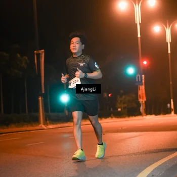 Runner Photo 8385643