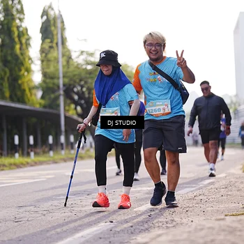 Runner Photo 8385645