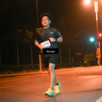 Runner Photo 8385646