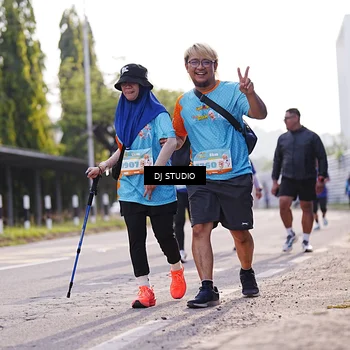 Runner Photo 8385653