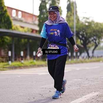 Runner Photo 8385654
