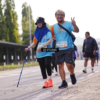 Runner Photo 8385667