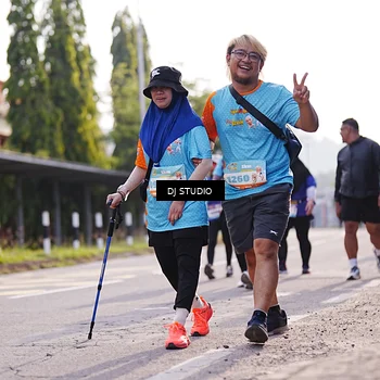 Runner Photo 8385669