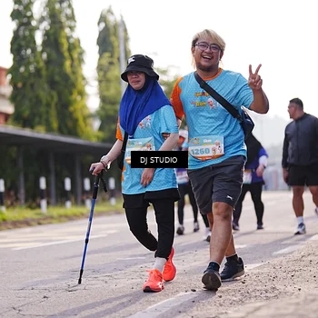 Runner Photo 8385670