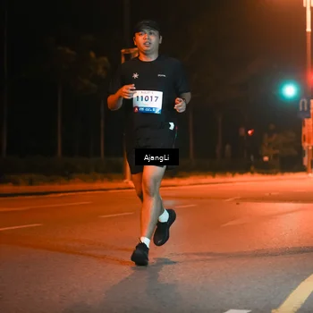 Runner Photo 8385675