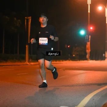Runner Photo 8385677