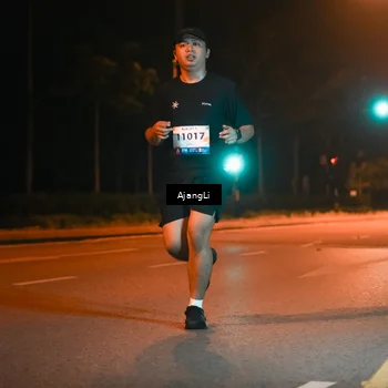 Runner Photo 8385681