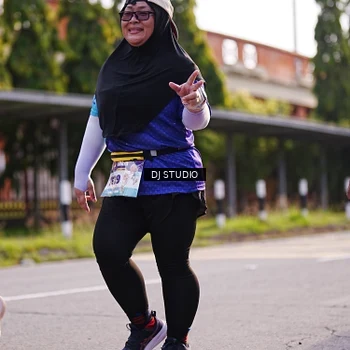 Runner Photo 8385687