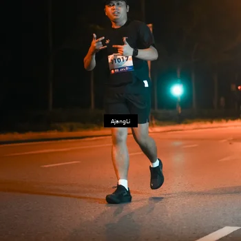 Runner Photo 8385689