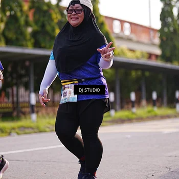 Runner Photo 8385691