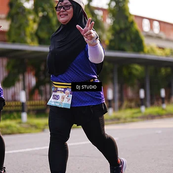 Runner Photo 8385698
