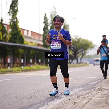 Runner Photo 8385699