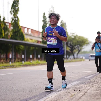 Runner Photo 8385703