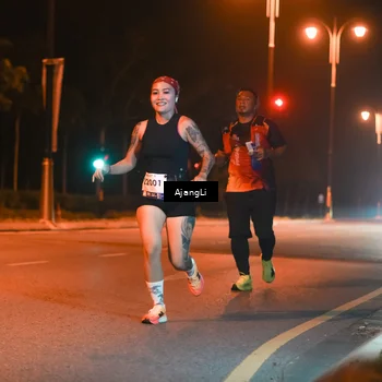 Runner Photo 8385710