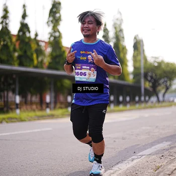 Runner Photo 8385717