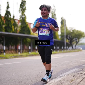 Runner Photo 8385718