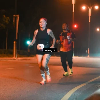 Runner Photo 8385725
