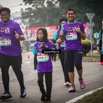 Runner Photo 8385732