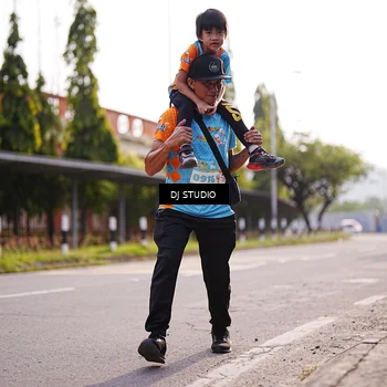Runner Photo 8385736