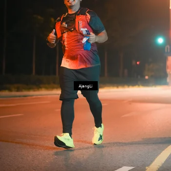 Runner Photo 8385750