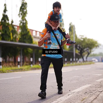 Runner Photo 8385755