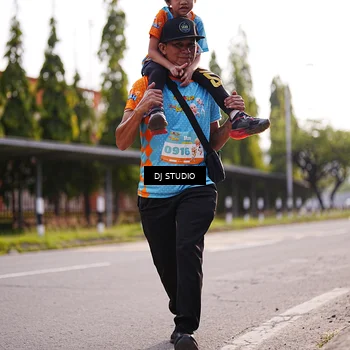 Runner Photo 8385758