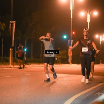 Runner Photo 8385770