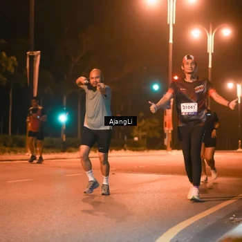 Runner Photo 8385788