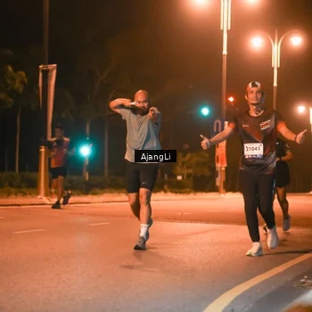Runner Photo 8385789