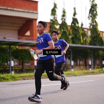 Runner Photo 8385800