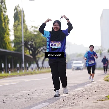 Runner Photo 8385825
