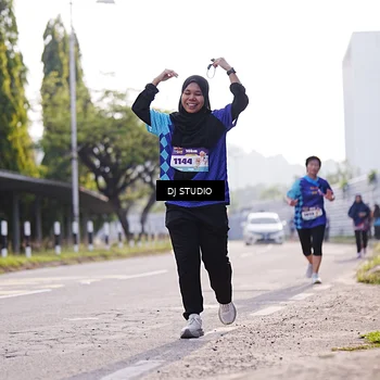 Runner Photo 8385826