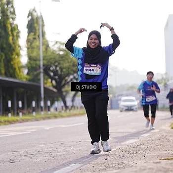 Runner Photo 8385840