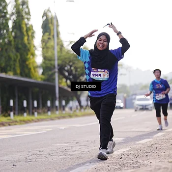 Runner Photo 8385843