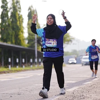 Runner Photo 8385859