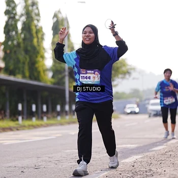 Runner Photo 8385866
