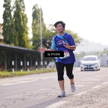 Runner Photo 8385883