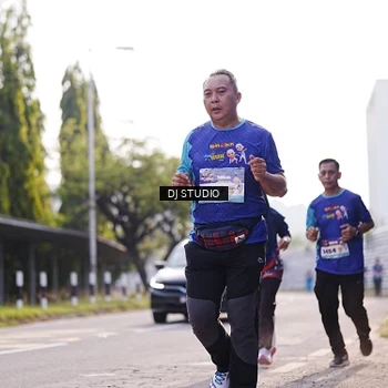 Runner Photo 8385907